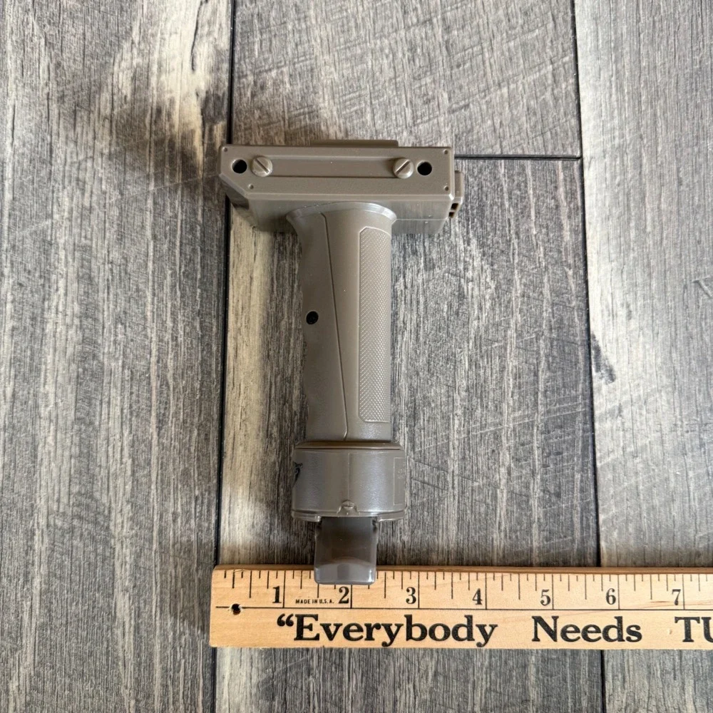 Nerf N-Strike Tactical Bipod Foregrip Tan Hasbro 2009 Blaster Rail Accessory Toy